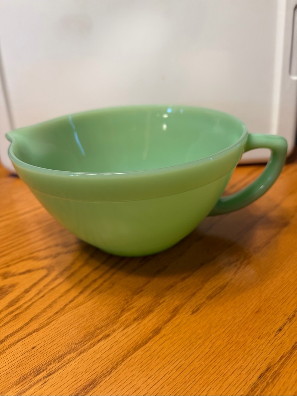 Fire King Jadeite Green Mixing Bowl with 2 SMaLL Bowls/ Bundle of 3. - Picture 2 of 8